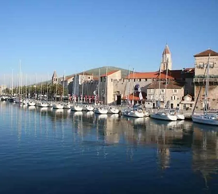 Silvana Τρογκίρ